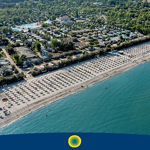 Kompleks wypoczynkowy Club Del Sole Vigna Sul Mar Family Collection